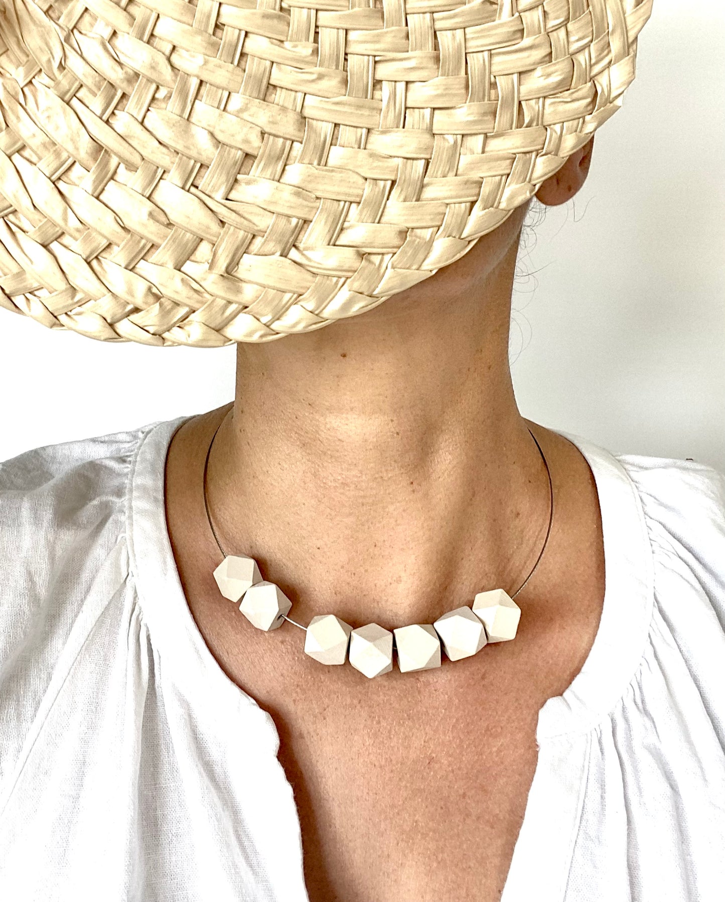 Wood hexagones necklace choker