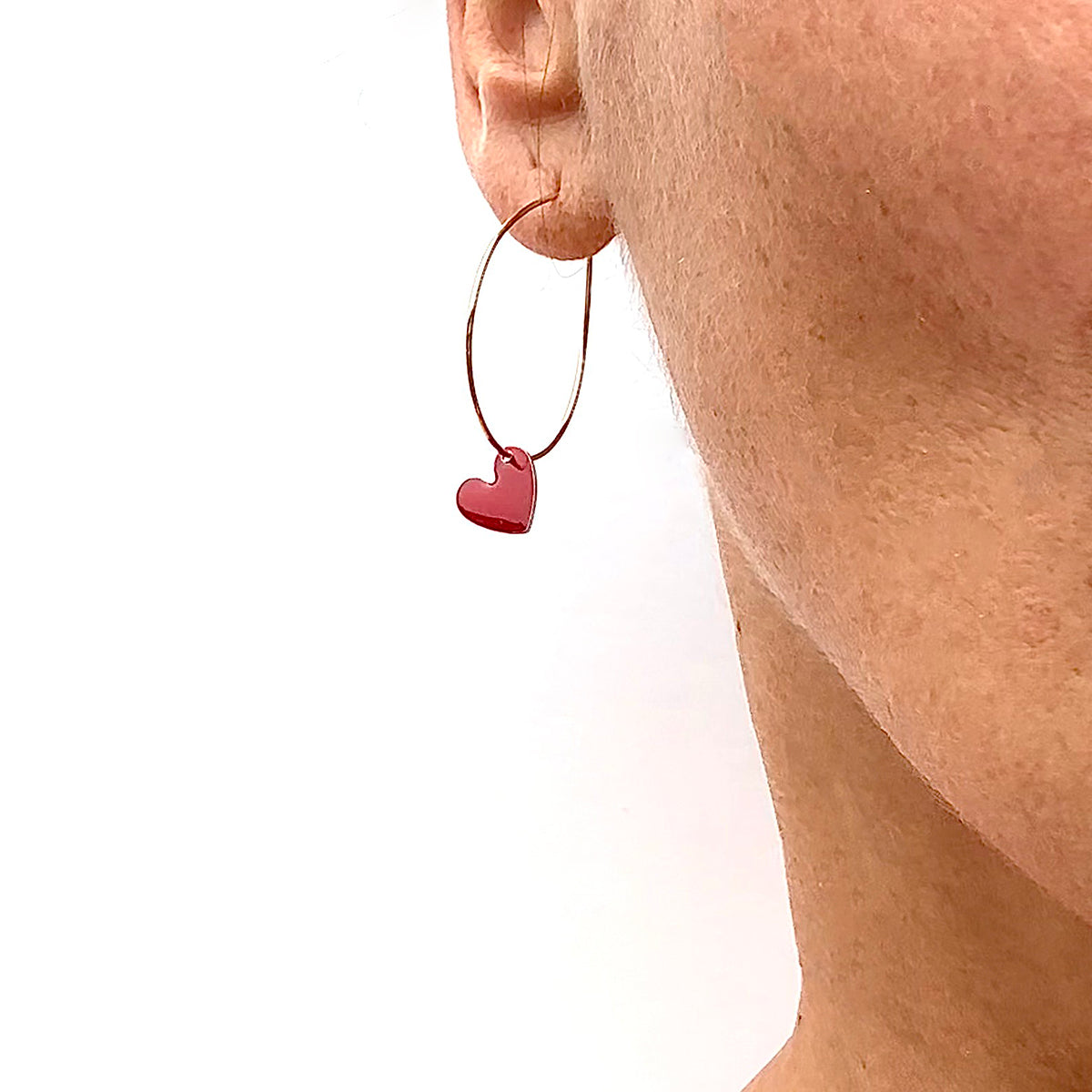 Enamel hearts earrings